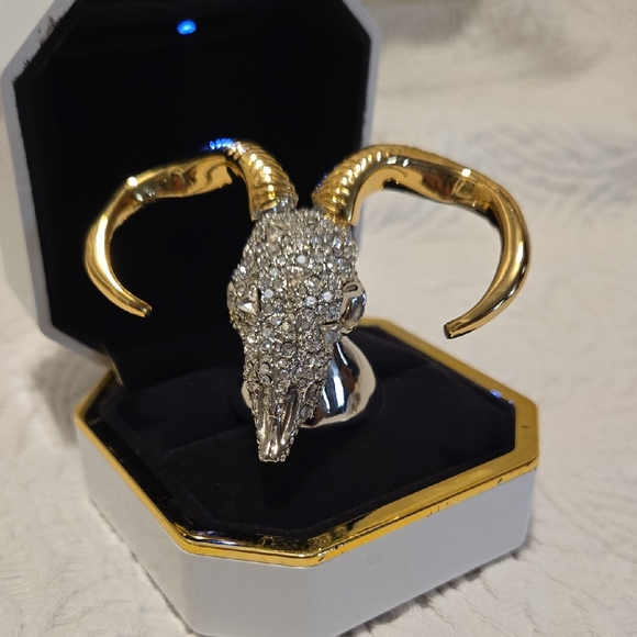Alexis Bittar Gold and Silver Ram Skull Ring Holder - Picture 1 of 7